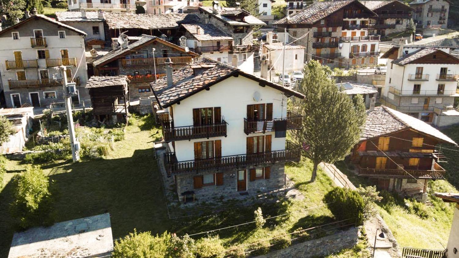 Relax & Sports -Cervinia- Maison Valtournenche Zewnętrze zdjęcie