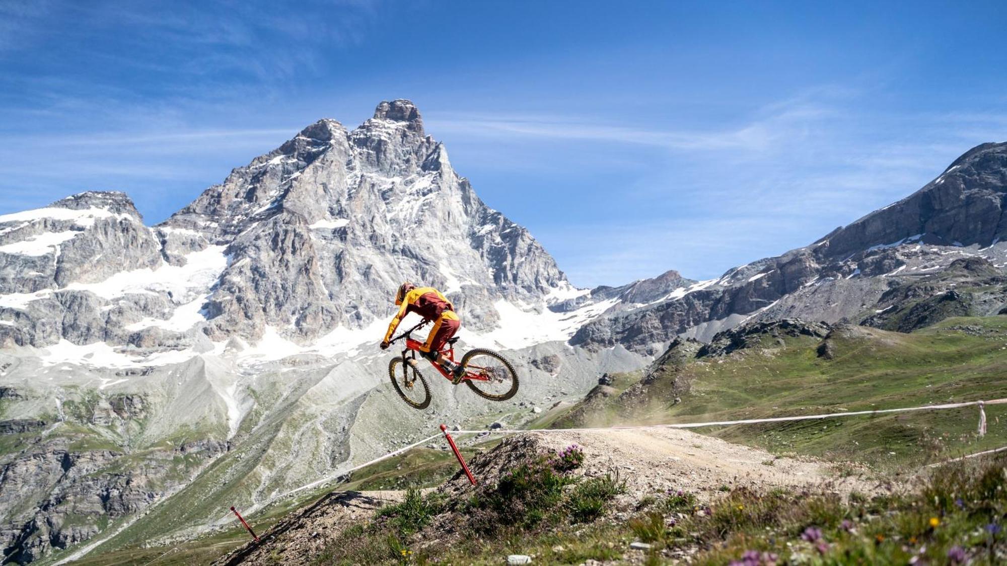 Relax & Sports -Cervinia- Maison Valtournenche Zewnętrze zdjęcie